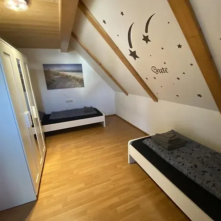 Ferienhaus Kutzenhausen 펜션 *